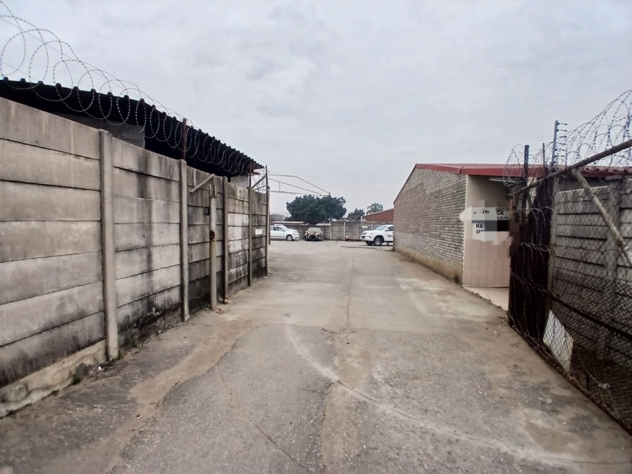 Commercial Property for Sale in Rustenburg Industrial North West